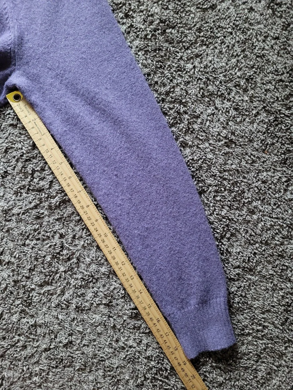 J.Crew Mens Sweater Pullover Purple Lilac Lambs Wool Blend Size L Large